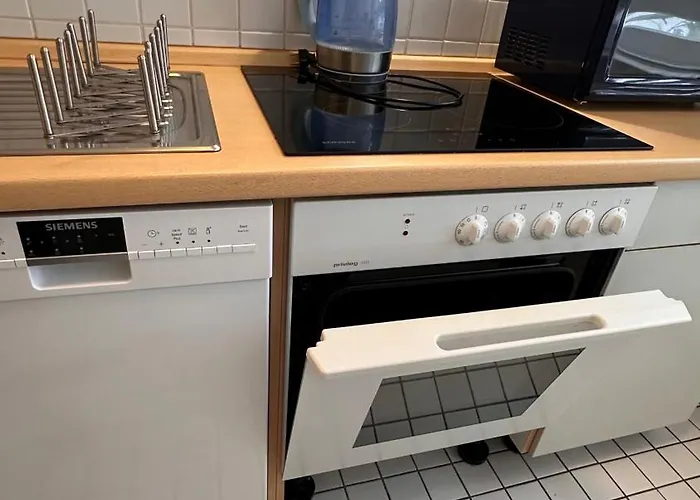 16-helles 2-zimmer -wlan,grosse Balkon & Kostenfrei Parken 비스바덴