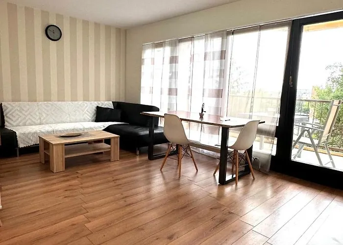 16-helles 2-zimmer -wlan,grosse Balkon & Kostenfrei Parken 비스바덴